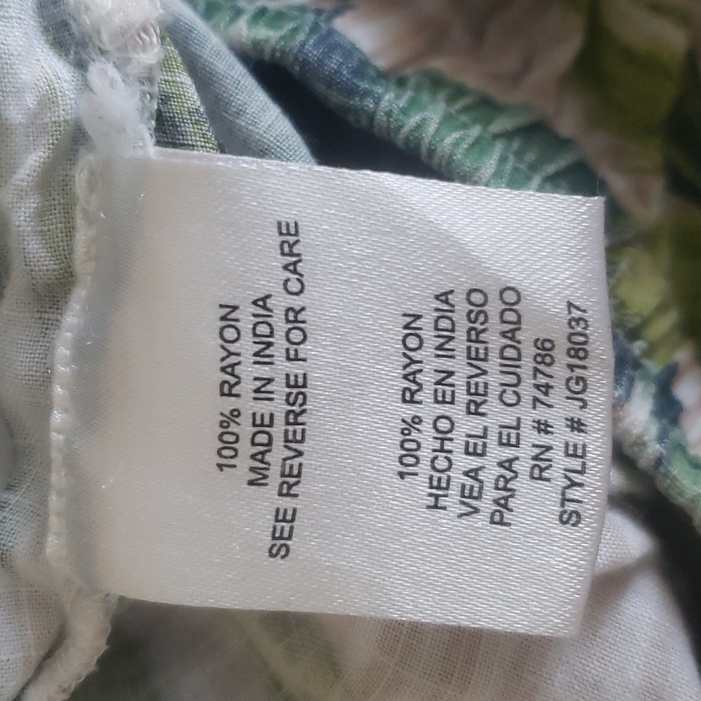 Lounge Set, Size Small - Picture 7 of 14